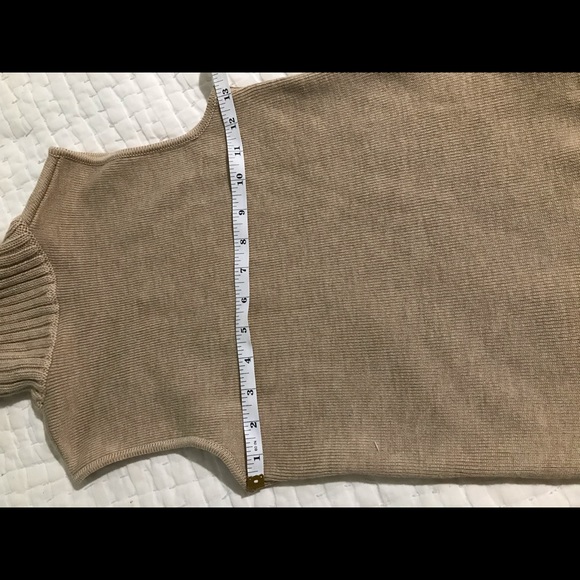 Tan Chanel warm top - Picture 6 of 7